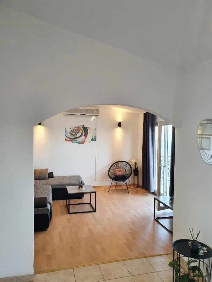 Apartment Zadoda โอมิช ภายนอก รูปภาพ