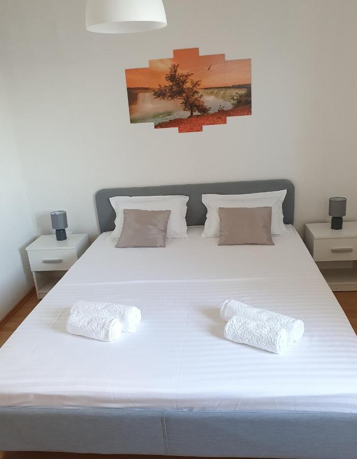 Apartment Zadoda โอมิช ภายนอก รูปภาพ