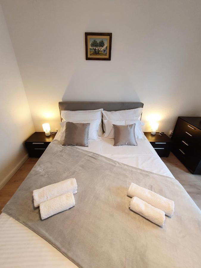 Apartment Zadoda โอมิช ภายนอก รูปภาพ