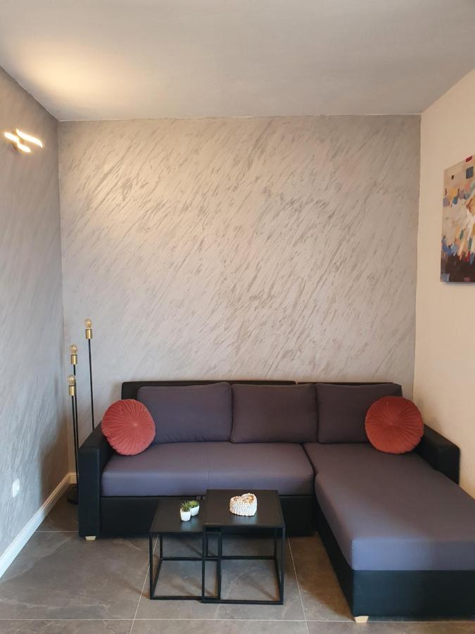 Apartment Zadoda โอมิช ภายนอก รูปภาพ