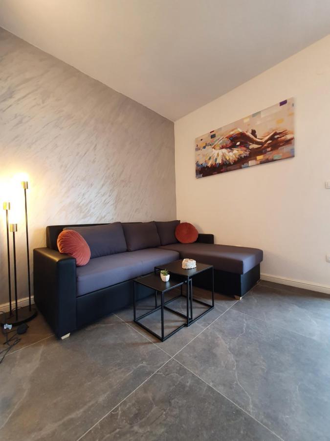 Apartment Zadoda โอมิช ภายนอก รูปภาพ