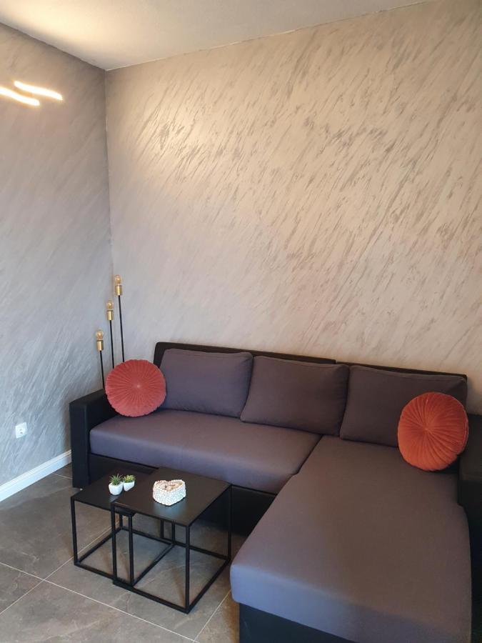 Apartment Zadoda โอมิช ภายนอก รูปภาพ